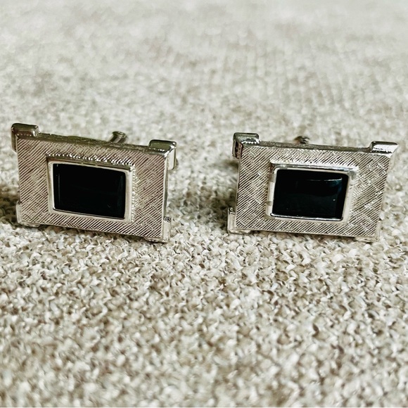 Swank 60’s/70’s Rectangular Silver Tone Black Onyx Cuff Links French Cuffs - Picture 1 of 7